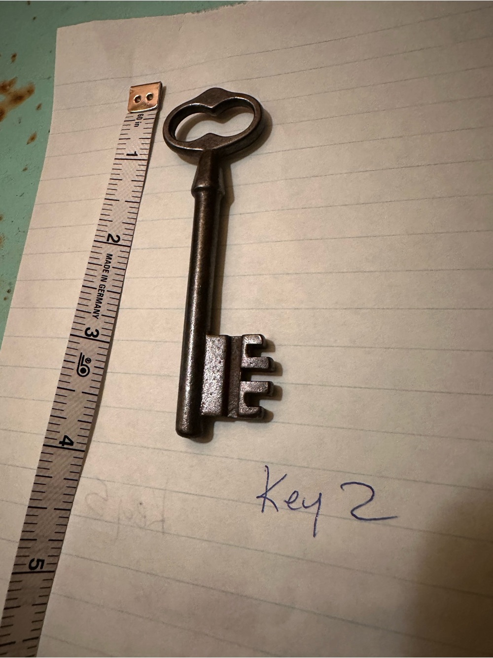 ⭐️ #2 Antique Iron Skeleton Key